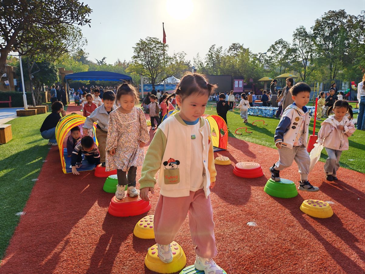 活力满清晨 运动助成长 --市湖光幼儿园深耕体教融合，赋能幼儿健康成长